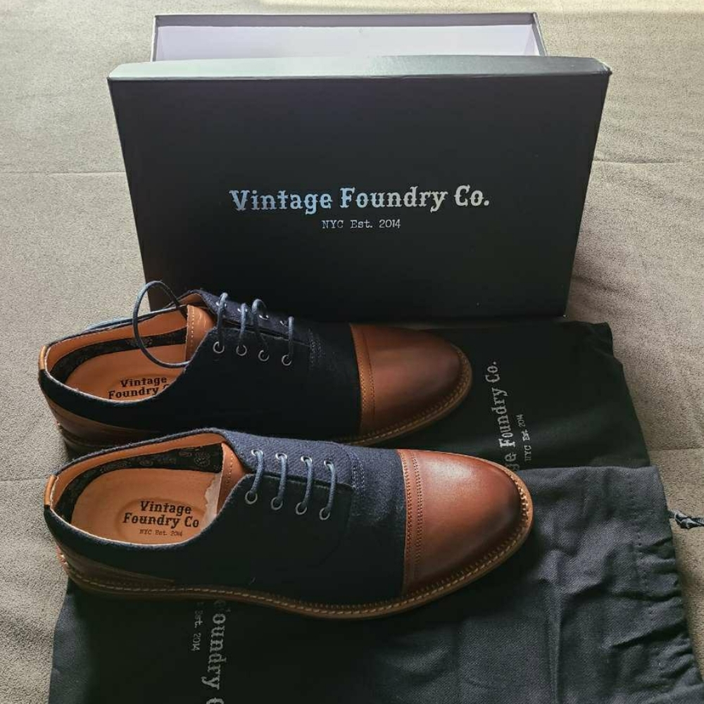 Mens dress shoes